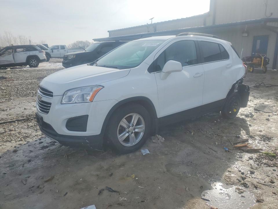 CHEVROLET TRAX 1LT 2015 with VIN KL7CJLSB2FB142452 - Photo from auction