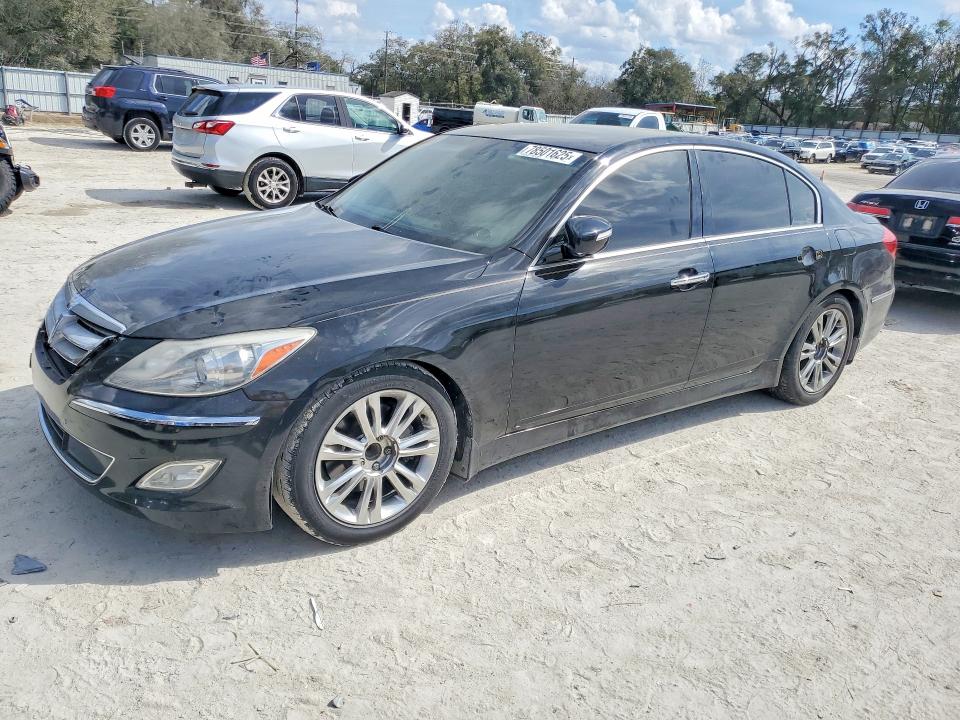 HYUNDAI GENESIS 2013 with VIN KMHGC4DD5DU221016 - Photo from auction