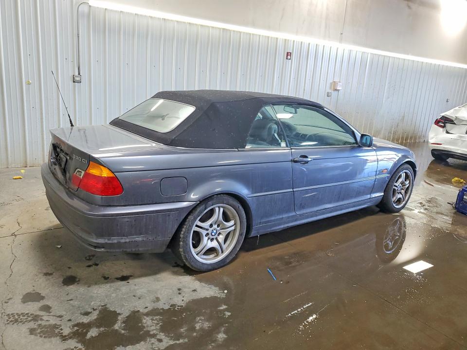 Photo 3 from auction – 2001 BMW 330 with VIN WBABS53411EV87261