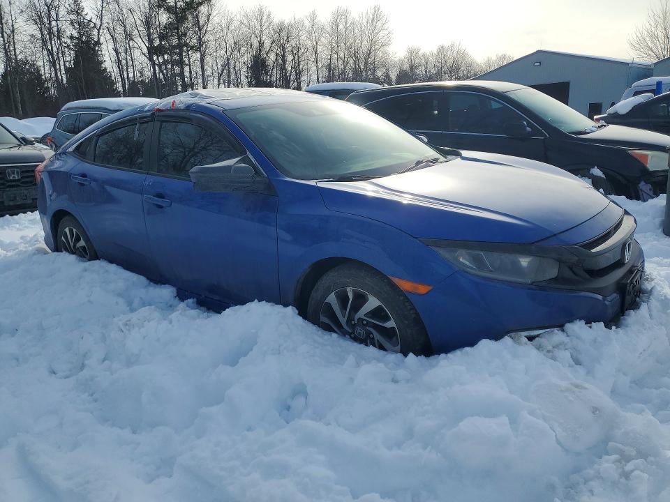 Photo 4 from auction – 2019 HONDA CIVIC with VIN 2HGFC2F76KH029634