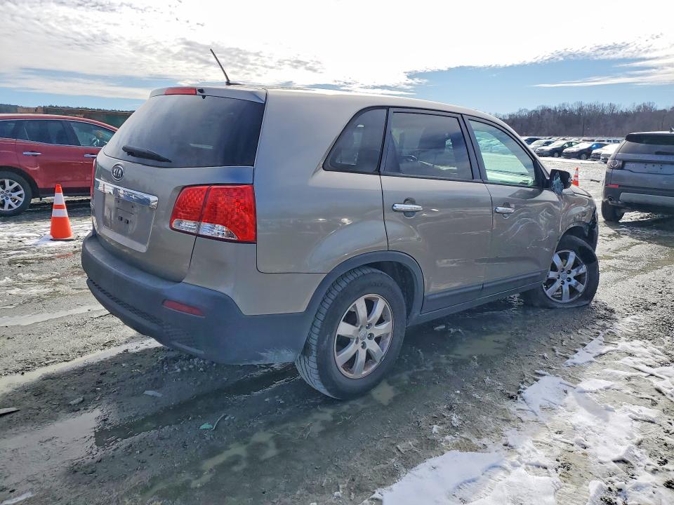Photo 3 from auction – 2012 KIA SORENTO BA with VIN 5XYKT3A15CG258473