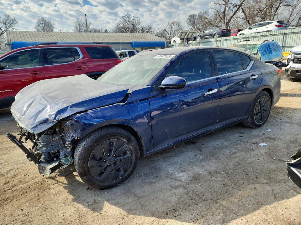 NISS ALTIMA 2022 with VIN 1N4BL4BV6NN393650 - Photo from auction