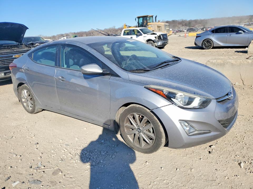 Photo 4 from auction – 2015 HYUNDAI ELANTRA with VIN 5NPDH4AE1FH570726