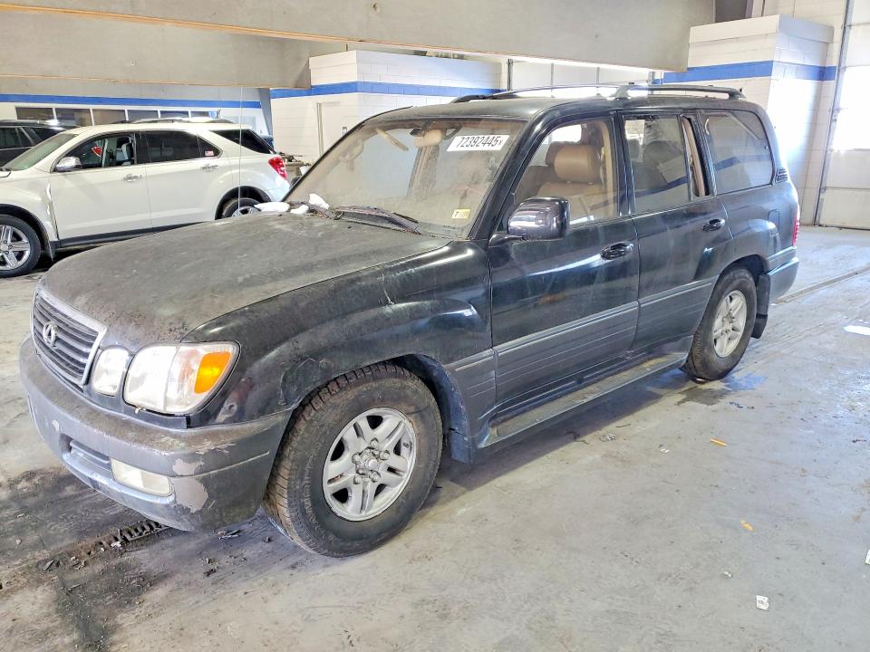 LEXUS LX 470 2001 z numerem VIN JTJHT00W113507422 - Zdjęcie z aukcji