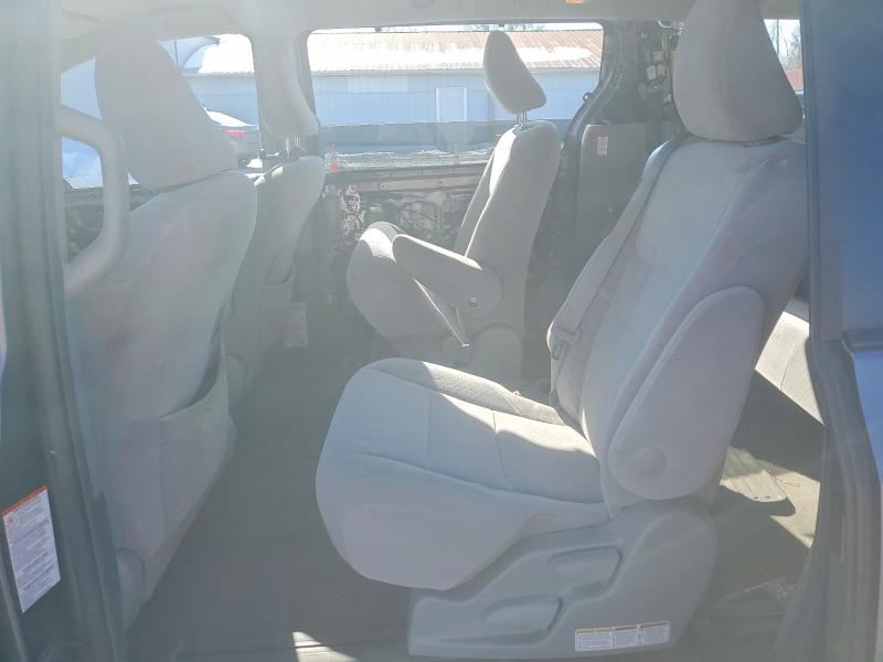 Zdjęcie 11 z aukcji – 2017 TOYOTA SIENNA z VIN 5TDKZ3DC2HS808069