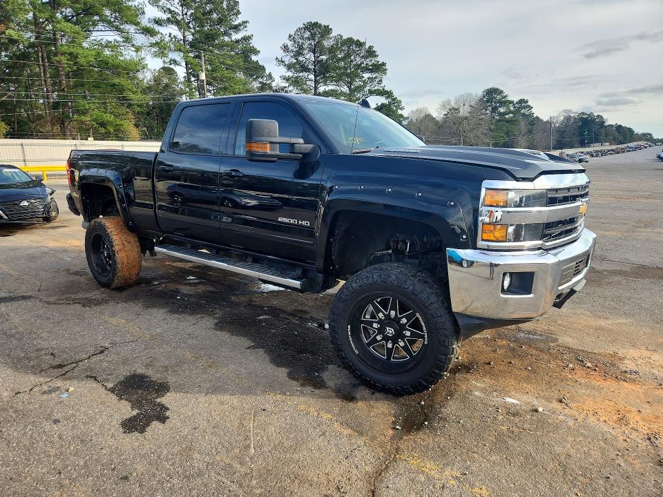 Photo 4 from auction – 2018 CHEVROLET SILVERADO with VIN 1GC1KVEY0JF242876