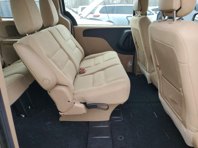 Photo 11 from auction – 2015 DODGE GRAND CARAVAN with VIN 2C4RDGBG0FR607383