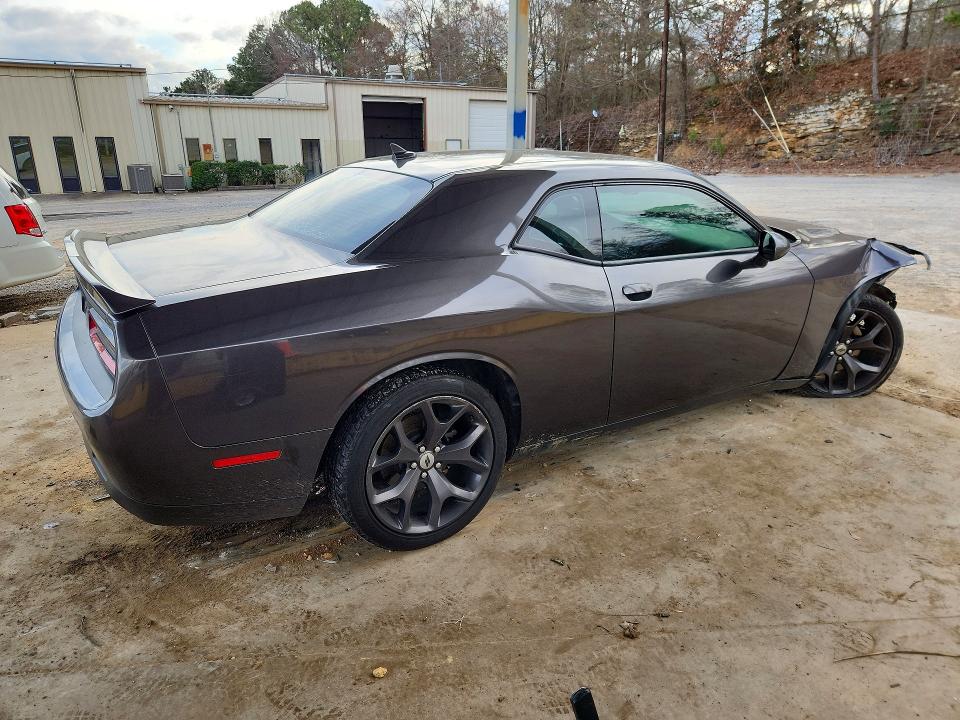 Photo 3 from auction – 2018 DODGE CHALLENGER with VIN 2C3CDZAG8JH232784