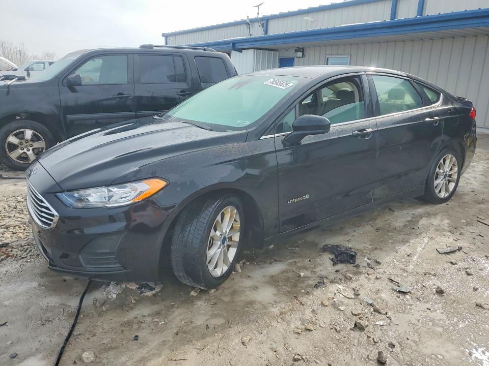 FORD FUSION SE 2019 con VIN 3FA6P0LU8KR262183 - Foto de la subasta