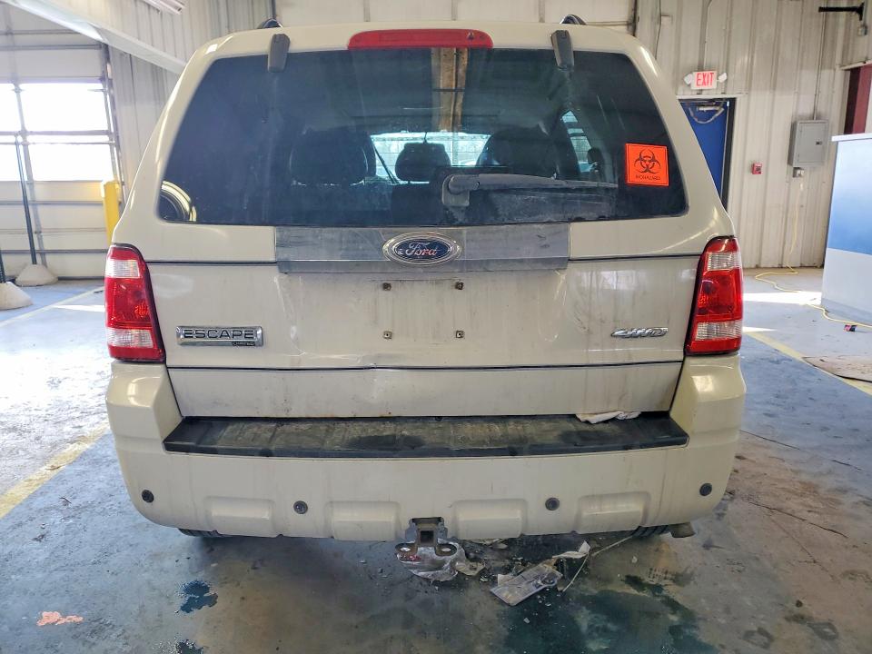 Photo 6 from auction – 2009 FORD ESCAPE LIM with VIN 1FMCU94729KC12053