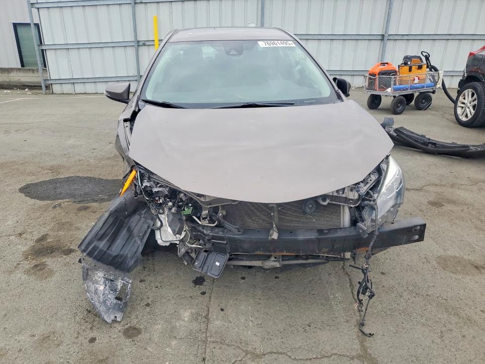 Photo 5 from auction – 2017 TOYOTA COROLLA with VIN 2T1BURHE3HC754500