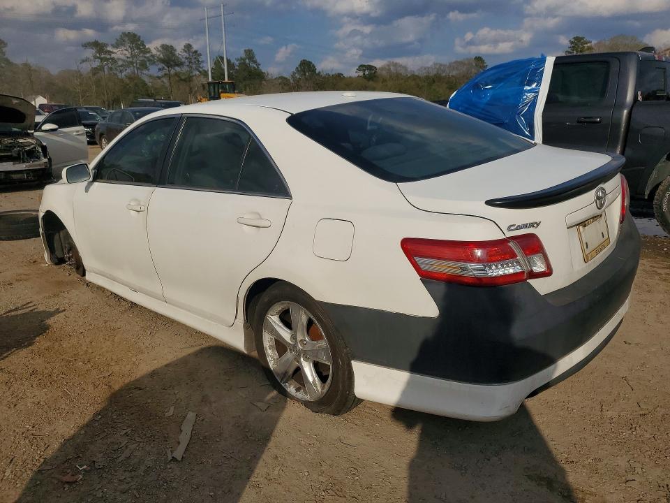Photo 2 from auction – 2011 TOYOTA CAMRY with VIN 4T1BF3EK0BU717475