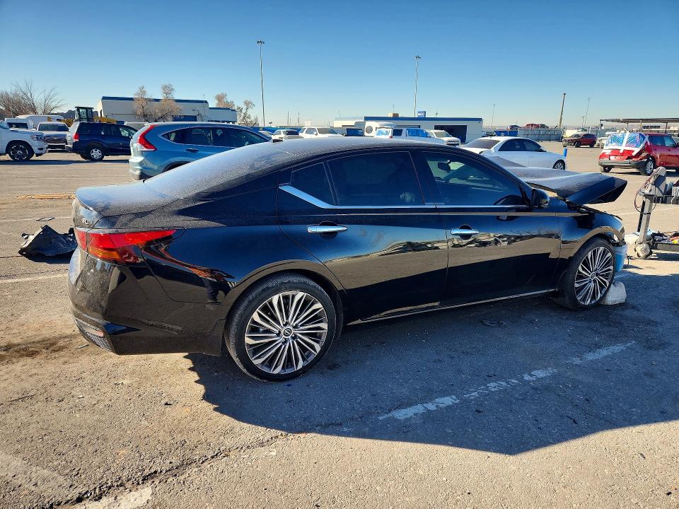 Photo 3 from auction – 2024 NISS ALTIMA with VIN 1N4BL4EV3RN419221