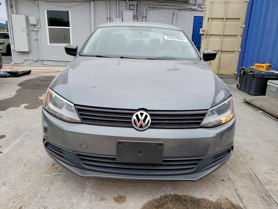 Photo 5 from auction – 2012 VOLKSWAGEN JETTA with VIN 3VW2K7AJ3CM356556