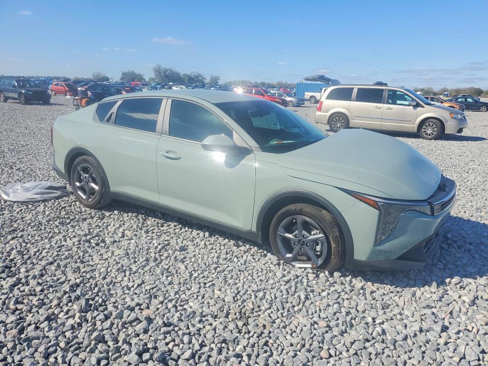 Photo 4 from auction – 2025 KIA K4 with VIN 3KPFT4DE9SE226529