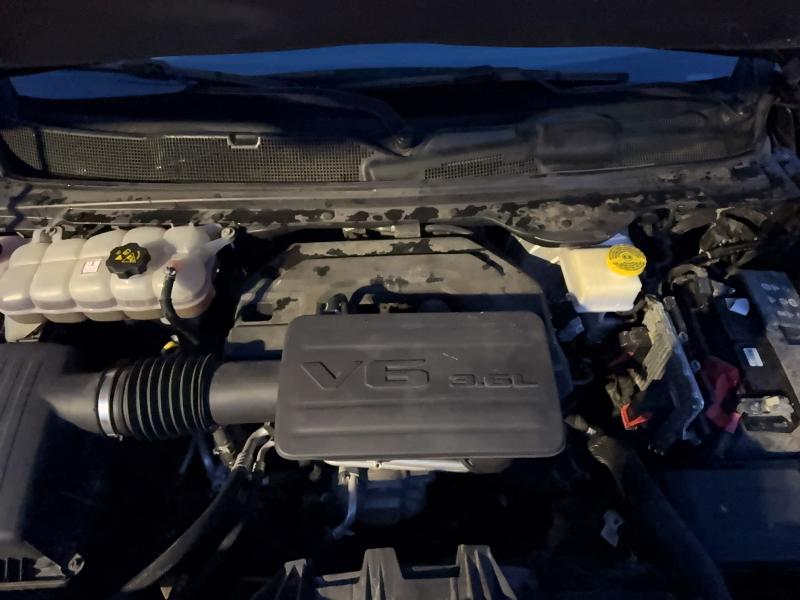 Photo 7 from auction – 2019 RAM 1500 with VIN 1C6RRFFG0KN695243