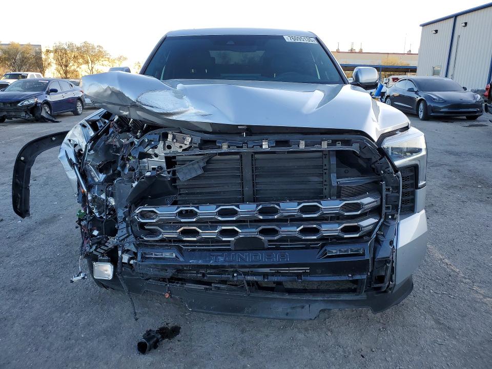 Photo 5 from auction – 2024 TOYOTA TUNDRA with VIN 5TFNA5DB2RX230042