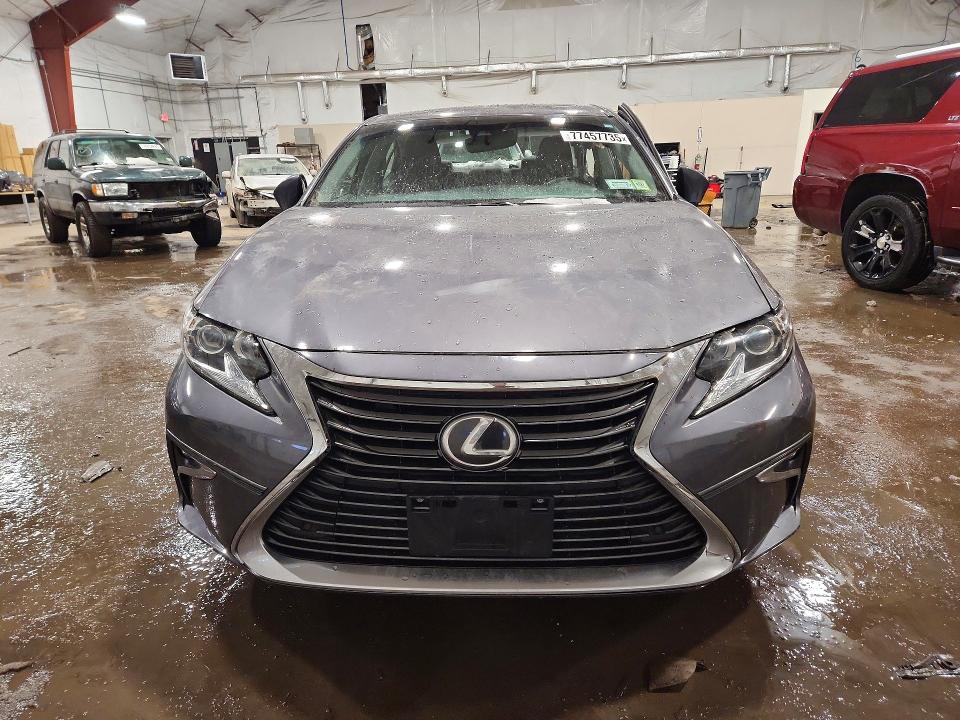 Фото 5 с аукциона – 2018 LEXUS ES с VIN 58ABK1GG4JU086584