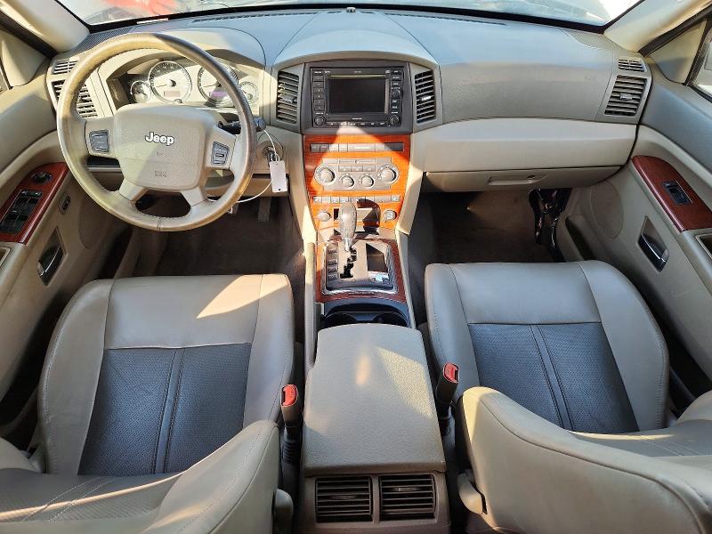 Photo 8 from auction – 2005 JEEP GRAND CHEROKEE with VIN 1J4HR58285C650772
