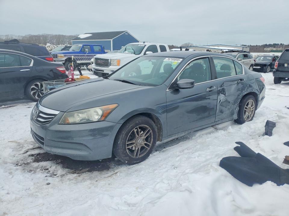 HONDA ACCORD 2011 with VIN 1HGCP2F43BA139939 - Photo from auction