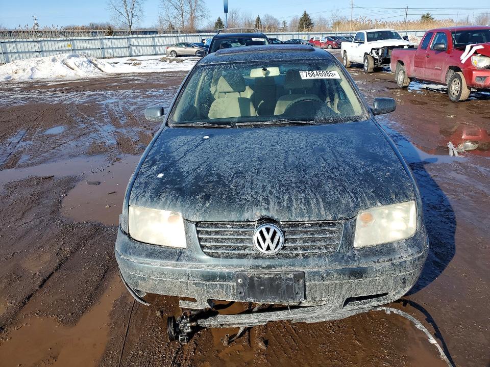 Photo 5 from auction – 2003 VOLKSWAGEN JETTA with VIN 3VWSE69M23M063277