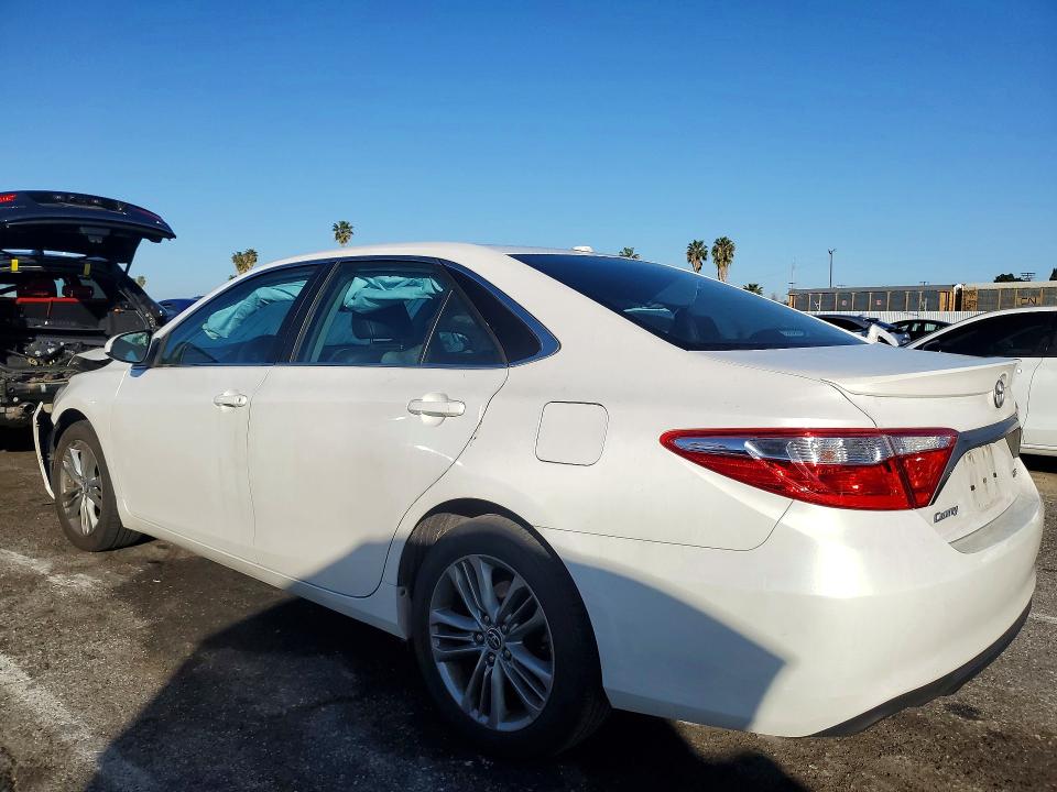 Photo 2 from auction – 2015 TOYOTA CAMRY LE with VIN 4T1BF1FK4FU026913
