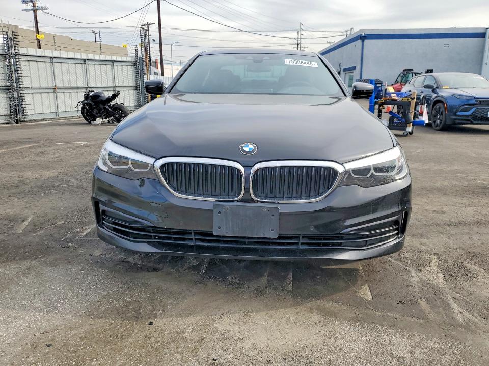 Photo 5 from auction – 2020 BMW 530 with VIN WBAJR3C03LCE62479