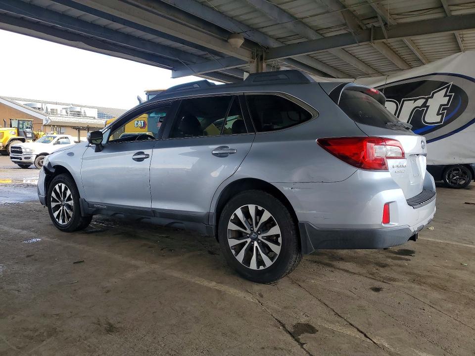 Photo 2 from auction – 2015 SUBARU OUTBACK with VIN 4S4BSAJC3F3254452