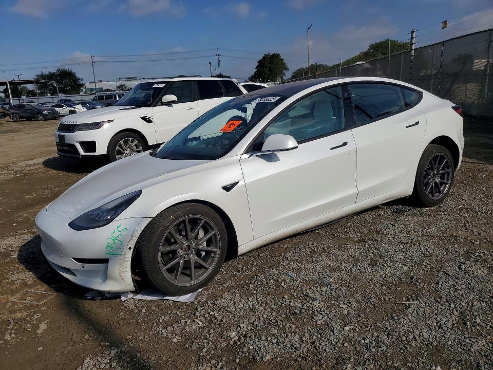 TESLA MODEL 3 2018 with VIN 5YJ3E1EB9JF096891 - Photo from auction