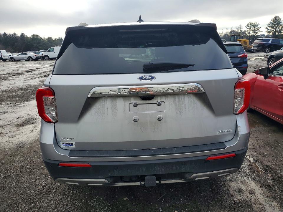 Photo 6 from auction – 2022 FORD EXPLORER with VIN 1FMSK8DH2NGA19810