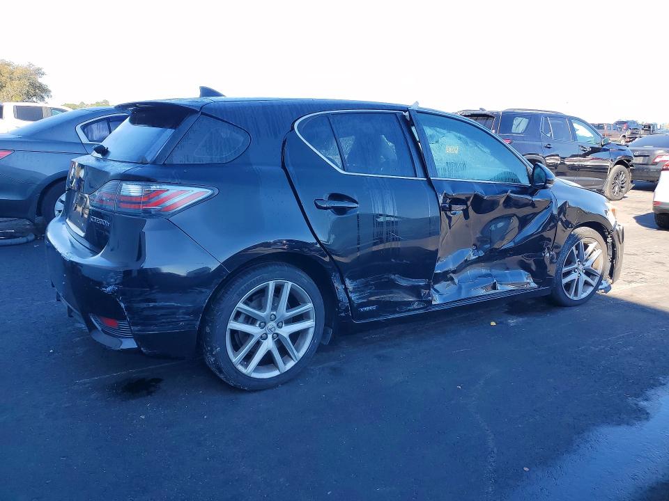 Photo 3 from auction – 2015 LEXUS CT with VIN JTHKD5BH1F2219039