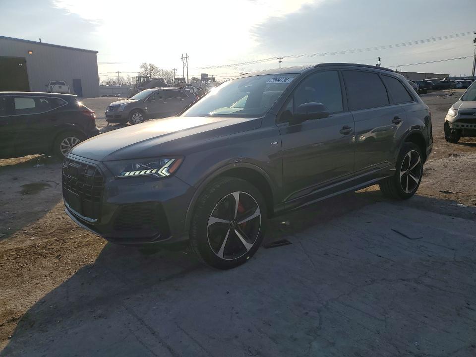 AUDI Q7 2024 with VIN WA1WXBF72RD010275 - Photo from auction