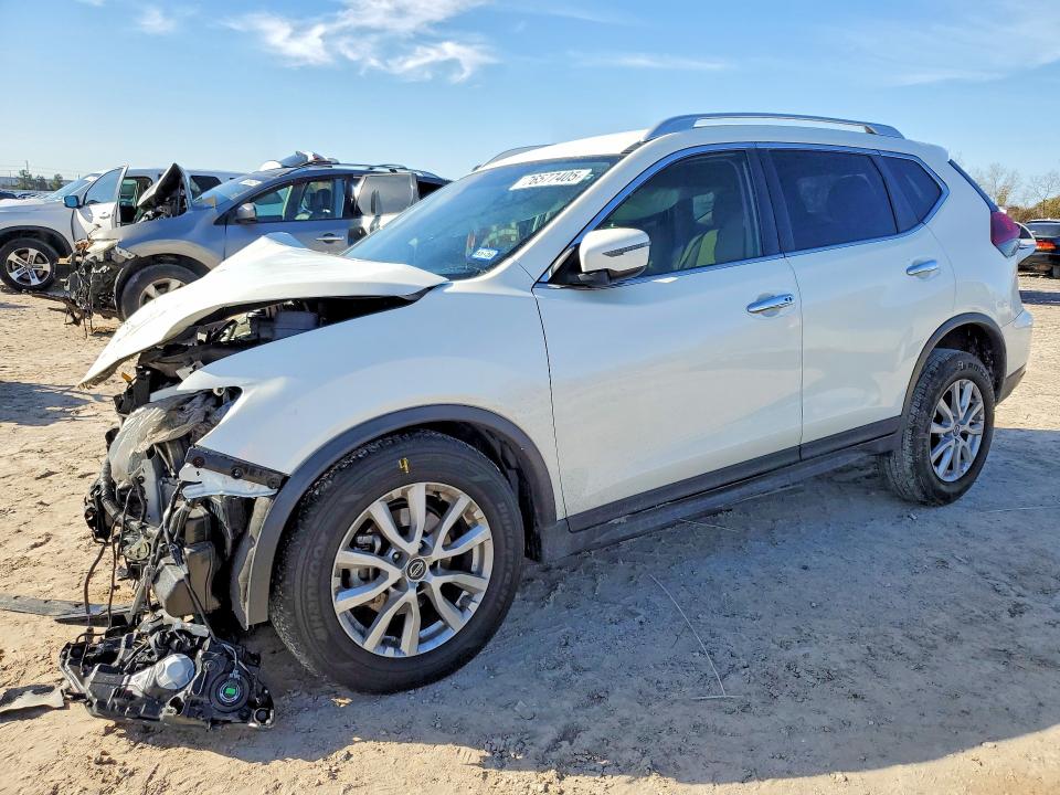 NISSAN ROGUE 2020 with VIN KNMAT2MTXLP535537 - Photo from auction