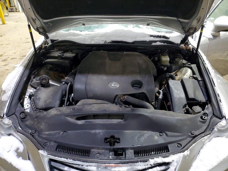 Photo 11 from auction – 2014 LEXUS IS 250 with VIN JTHCF1D29E5015277