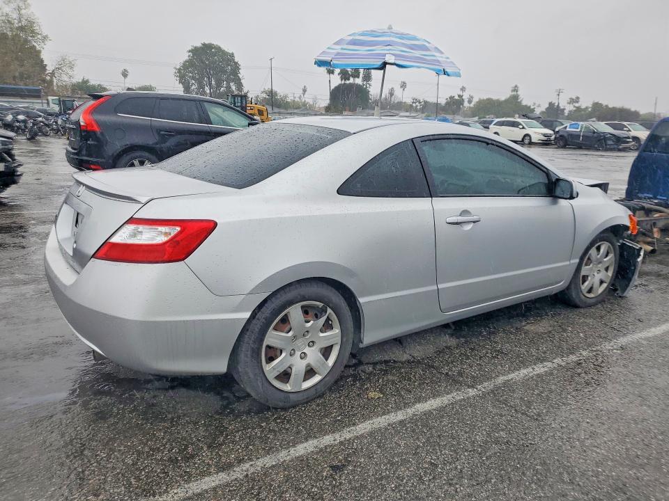 Photo 3 from auction – 2006 HONDA CIVIC with VIN 2HGFG12646H546920