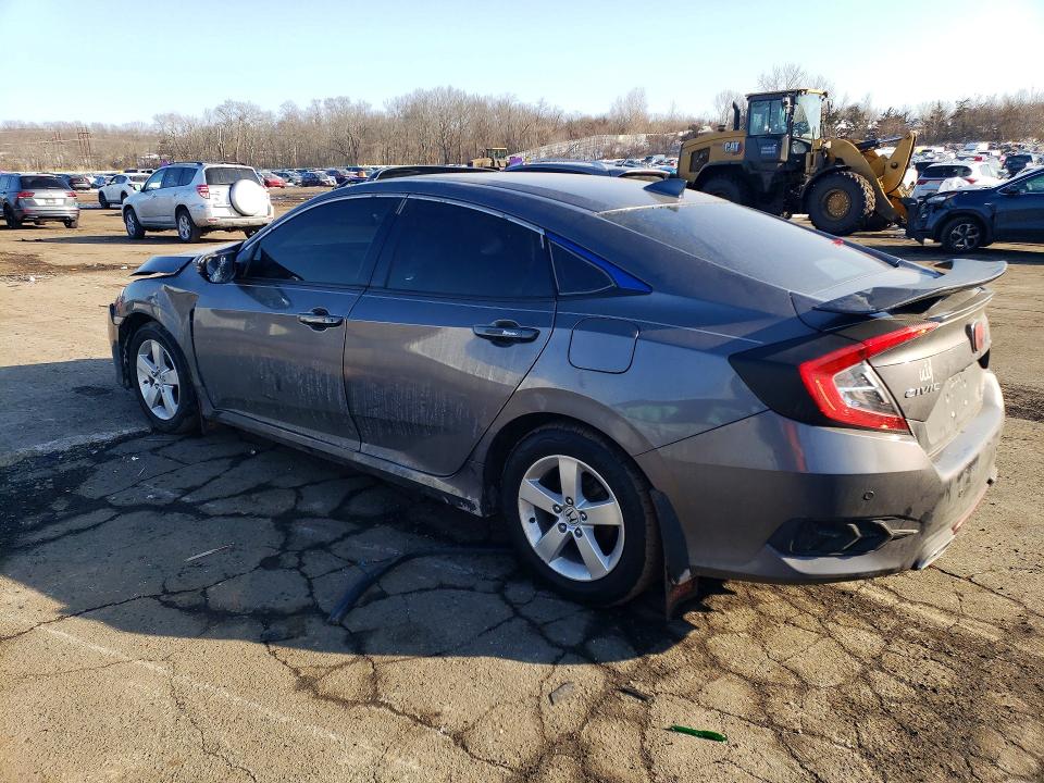 Photo 2 from auction – 2018 HONDA CIVIC with VIN JHMFC1F93JX043929