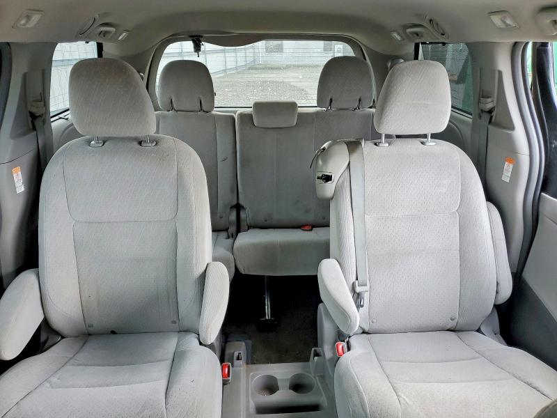 Photo 10 from auction – 2015 TOYOTA SIENNA with VIN 5TDKK3DC5FS667080