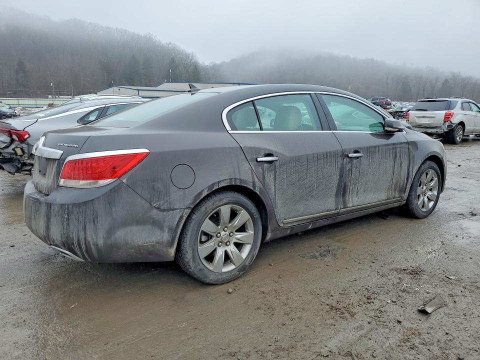Foto 3 de la subasta – 2013 BUICK LACROSSE con VIN 1G4GC5E33DF180000