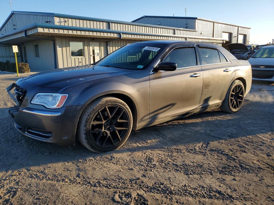 CHRYSLER 300 2014 with VIN 2C3CCAAG0EH223569 - Photo from auction