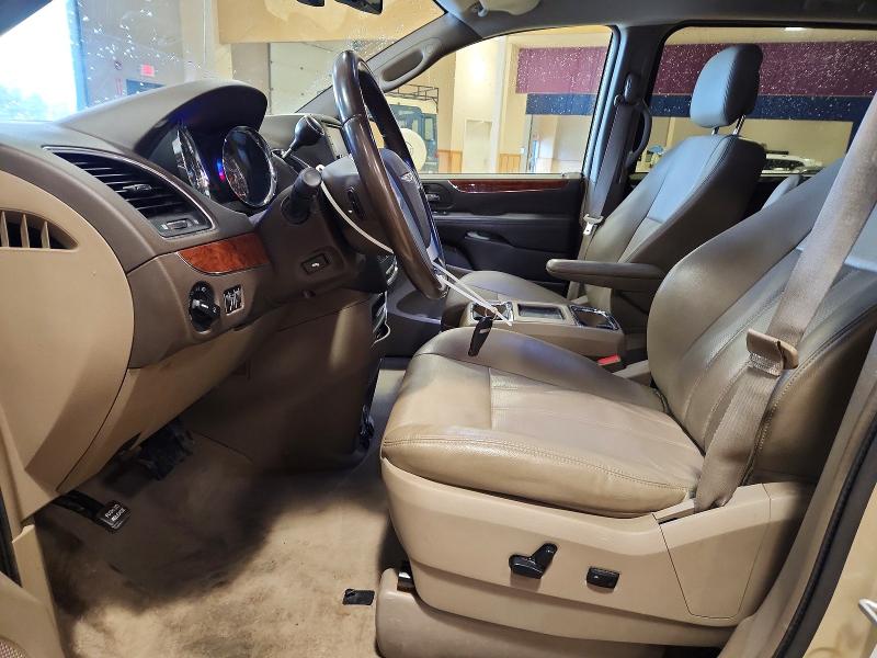 Photo 7 from auction – 2011 CHRYSLER TOWN & COUNTRY with VIN 2A4RR8DG4BR659480