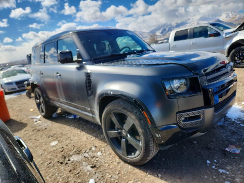 Photo 4 from auction – 2023 LAND ROVER DEFENDER 1 with VIN SALEWEEEXP2244204
