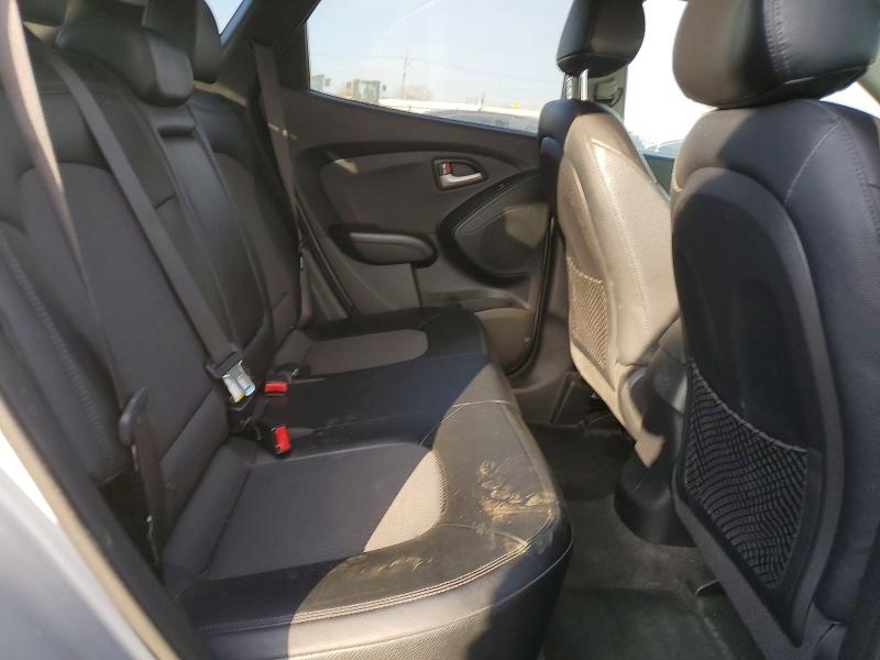 Photo 11 from auction – 2012 HYUNDAI TUCSON GLS with VIN KM8JUCAC3CU445120