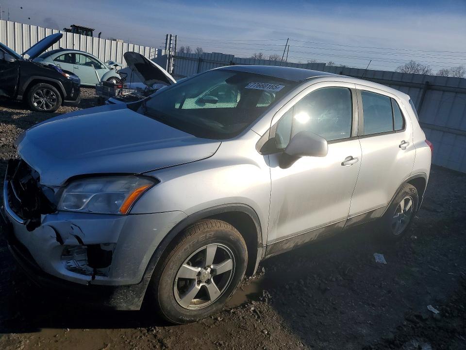 CHEVROLET TRAX 2016 with VIN KL7CJNSB2GB610662 - Photo from auction