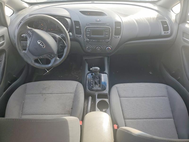 Photo 8 from auction – 2018 KIA FORTE with VIN 3KPFK4A72JE228257