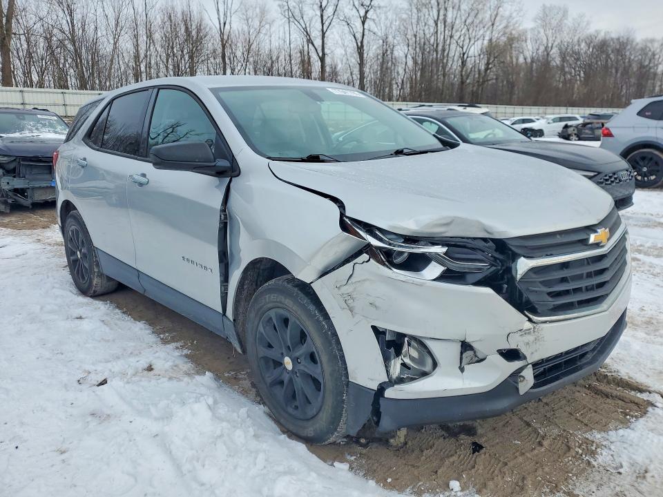 Photo 4 from auction – 2018 CHEVROLET EQUINOX with VIN 2GNAXREV0J6206802