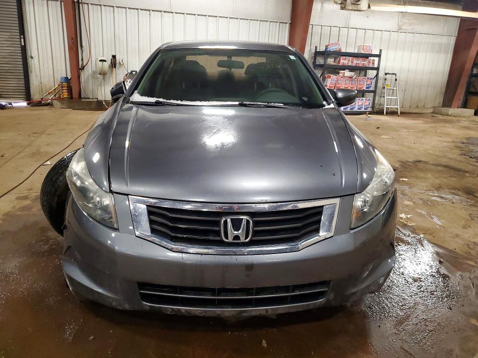 Photo 5 from auction – 2010 HONDA ACCORD with VIN 1HGCP2F33AA068635