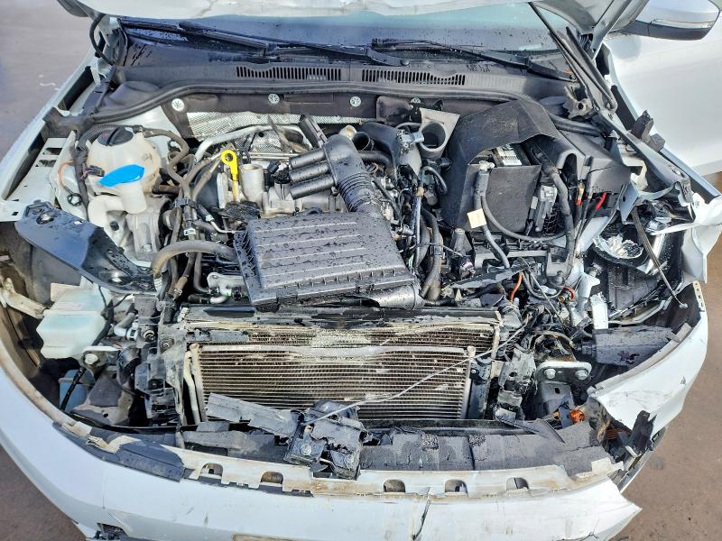 Zdjęcie 11 z aukcji – 2017 VOLKSWAGEN JETTA z VIN 3VWDB7AJ5HM369809