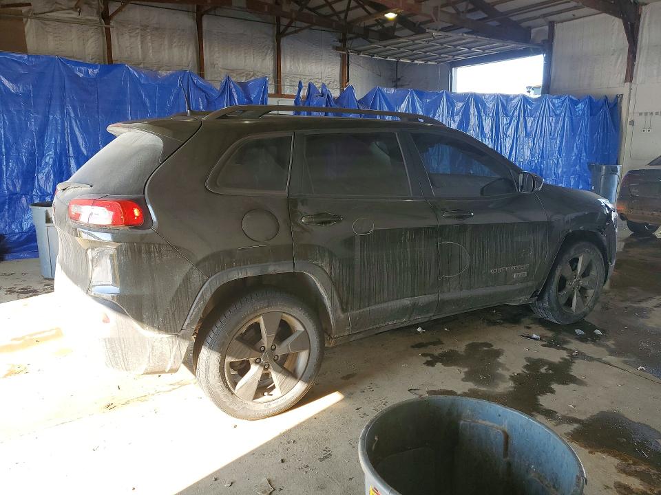 Фото 3 с аукциона – 2016 JEEP CHEROKEE с VIN 1C4PJMCB4GW348603