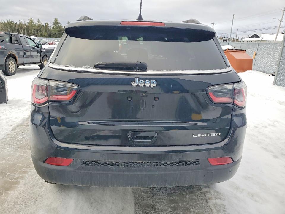 Photo 6 from auction – 2017 JEEP COMPASS with VIN 3C4NJDCB1HT610897
