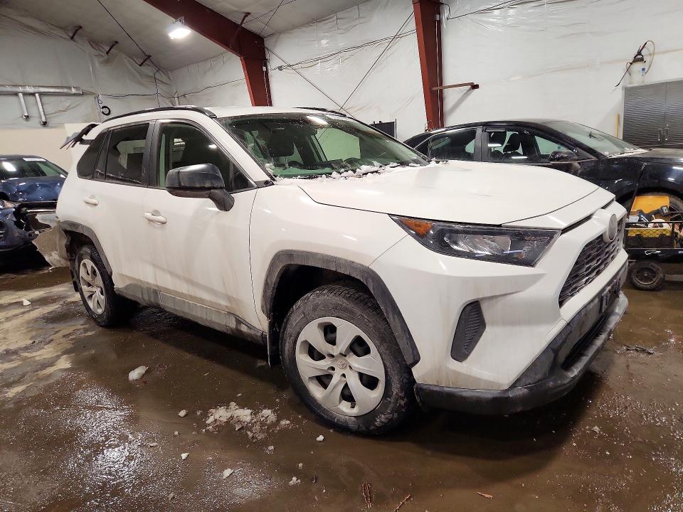 Photo 4 from auction – 2021 TOYOTA RAV4 LE with VIN JTMF1RFV6MD078859